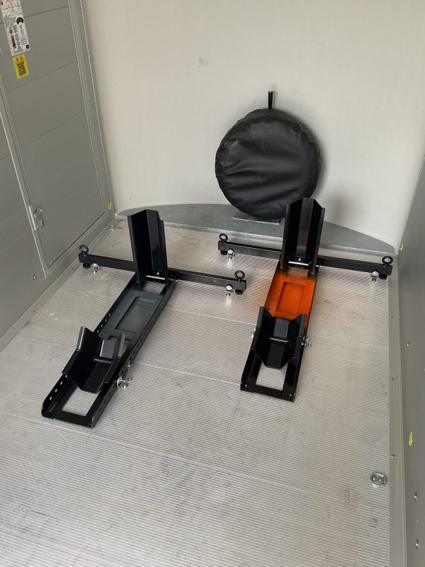 MOTORCYCLE CHOCK, RATCHET STRAPS, DETACHABLE EQUIPMENT FOR USE IN OUR DEBON C255 OR C500 HIRE BOX TRAILER