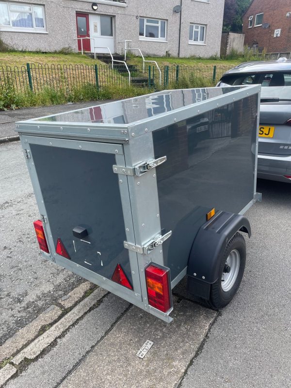 TICKNERS CP53 BOX/CAMPING TRAILER FOR HIRE - Image 2