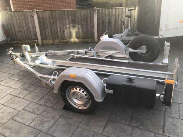 DEBON MOTO1 MOTORCYCLE SCOOTER MOPED TRAILER FOR HIRE